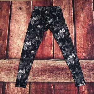 ⚜️Almost Famous Workout Leggings⚜️
